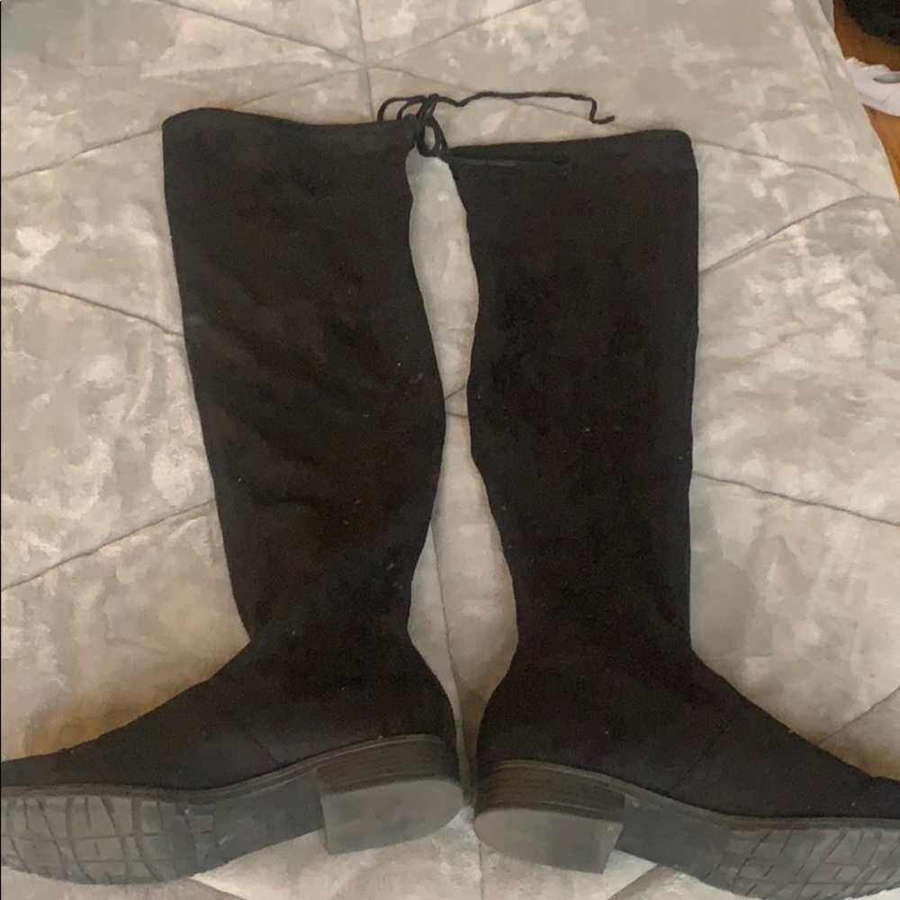 Unisa black thighs suede boots size 8